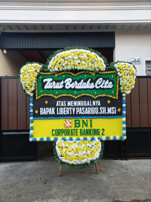 Papan Bunga Duka di Rutong