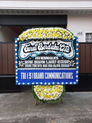 Papan Bunga Duka di Rutong